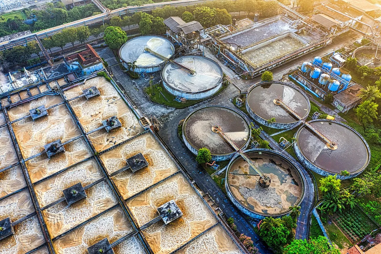 Nhà máy xử lý nước